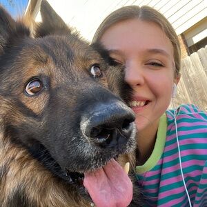 Meet your Posher, Catherine